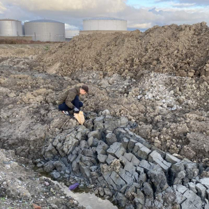 sorry, minified image is missing, click to see the bigger version